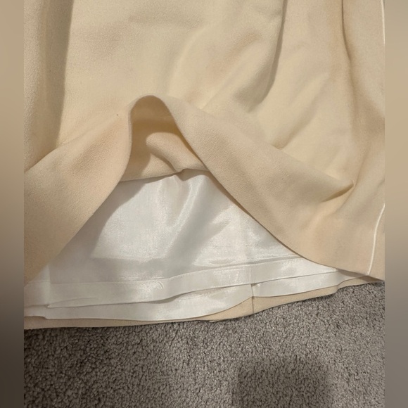 Lord & Taylor Cream 100% Wool Pencil Skirt Size 8P Petite Women’s - Picture 7 of 10